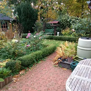  Apartment Ruhige, Gemütliche 1-zimmer Gartenwohnung Für 2 Erwachsene Und 2 Deutschland